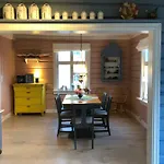 Dom wakacyjny Charming Lakeside House With Sauna Lillehammer