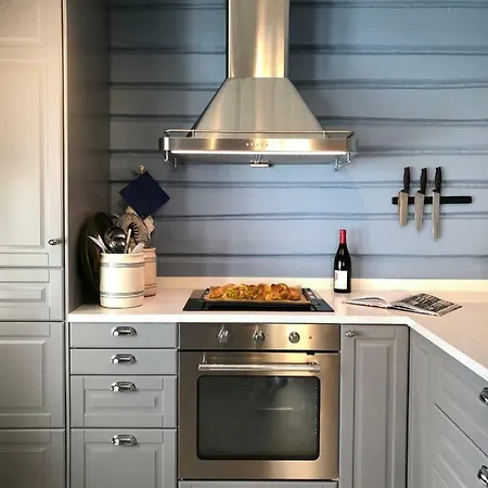 Holiday home Charming Lakeside House With Sauna Lillehammer